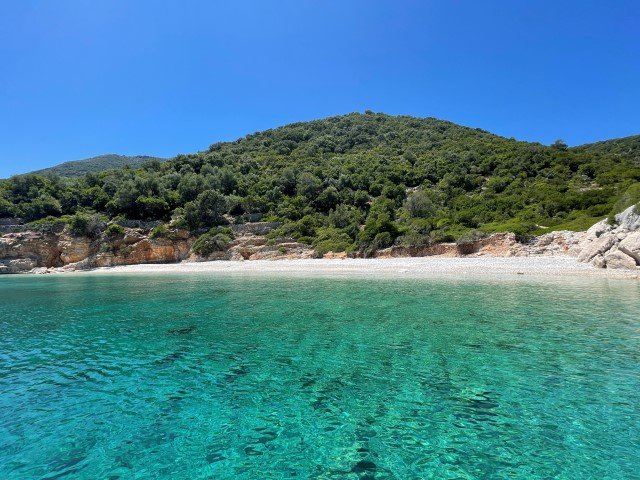 Ιθάκη: Μια «κρυφή» παραλία