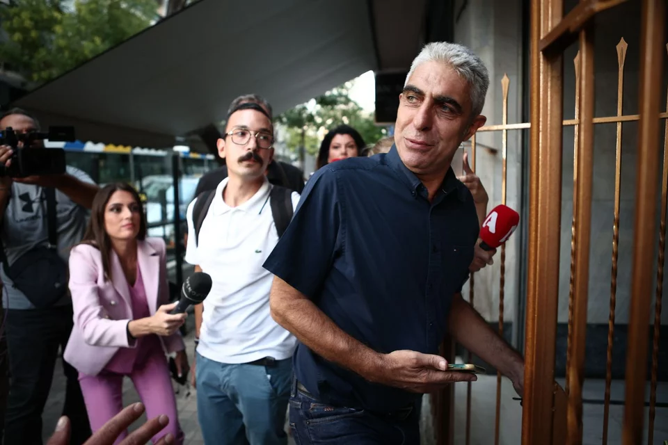 Στο γραφείο του Στέφανου Κασσελάκη από τους πρώτους το απόγευμα έφθασε και ο Γιώργος Τσίπρας