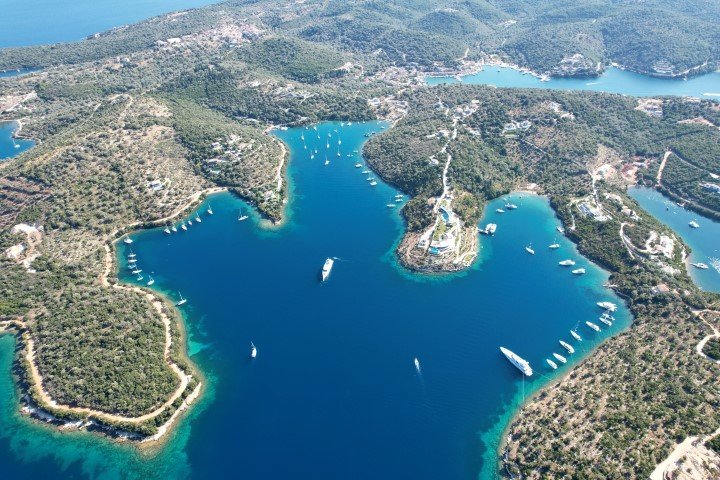 Εναέρια φωτογραφία από το Μεγανήσι