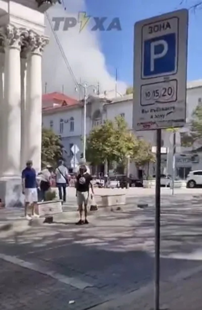 Μαζικές εκρήξεις ακούστηκαν στη Σεβαστούπολη της Κριμαίας