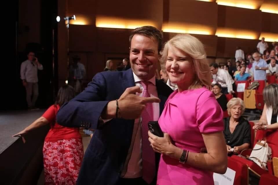 Στέφανος Κασσελάκης, Θεοδώρα Τζάκρη