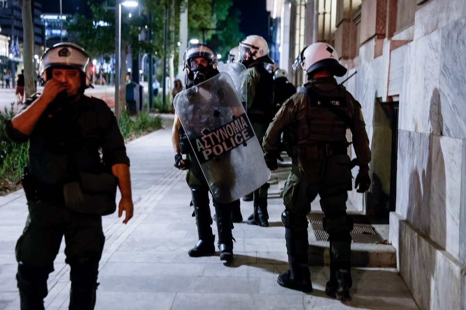 Συγκέντρωση διαμαρτυρίας για τον τραυματισμό 16χρονης στο Νέο Ηράκλειο / Φωτογραφία: Eurokinissi -Γιώργος Κονταρίνης 