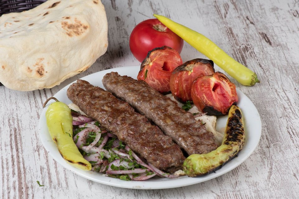 Το κεμπάπ του Döner.Tzh στη Νέα Σμύρνη / Φωτογραφία: Döner.Tzh/Facebook