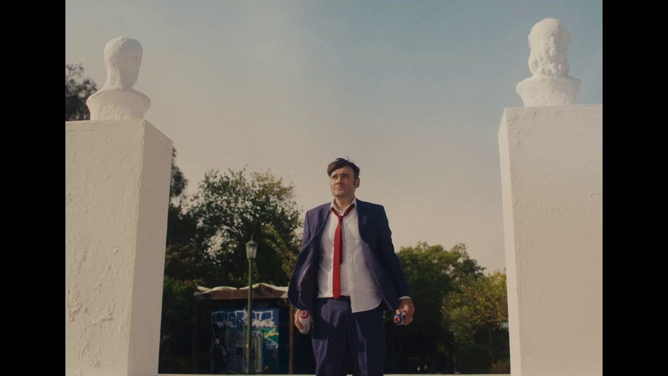 Guest Star – Σκηνοθεσία: Βασίλης Χριστοφιλάκης