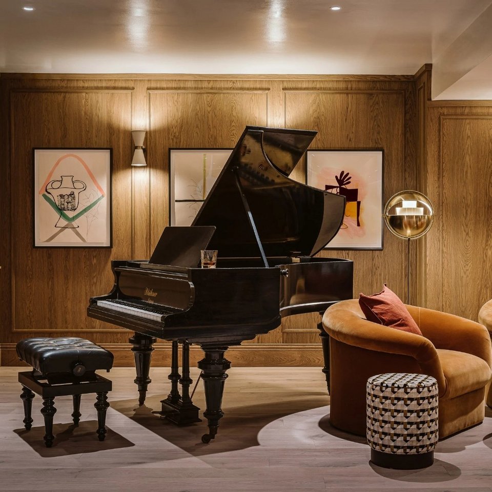 Αποκλειστικά γυναικεία λέσχη Chief στο Λονδίνο