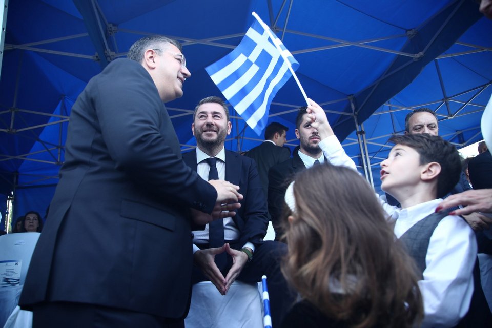 Απ. Τζιτζικώστας και Ν. Ανδρουλάκης --Φωτογραφία: ΒΑΣΙΛΗΣ ΒΕΡΒΕΡΙΔΗΣ / ΜΟΤΙΟΝ ΤΕΑΜ