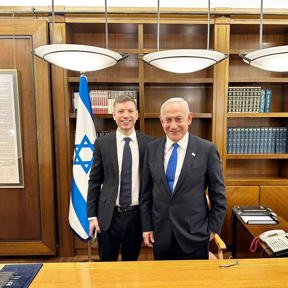 Ο πρωθυπουργός του Ισραήλ, Μπέντζαμιν Νετανιάχου με τον γιο του Γιαϊρ