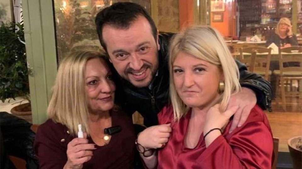 Η Γεωργία Γεννιά αγκαλιά με τον Νίκο Παππά