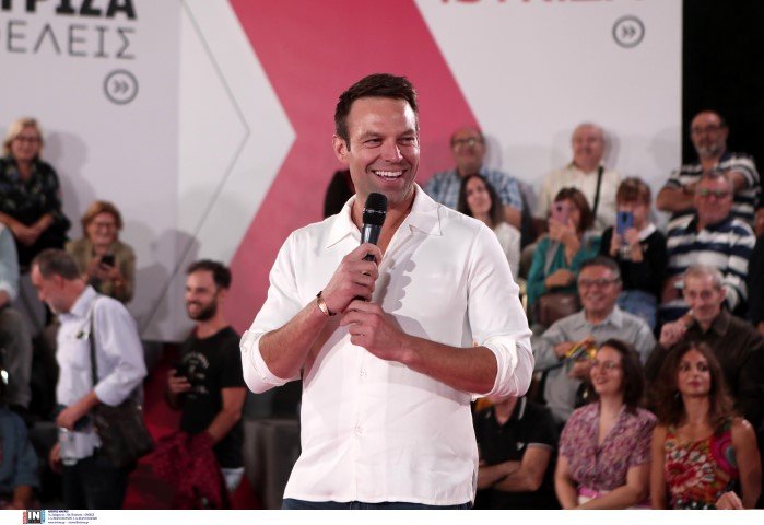 Ο Στέφανος Κασσελάκης στο Κερατσίνι / Φωτογραφία: Intimenews/ΠΕΡΙΣΤΕΡΗΣ ΔΗΜΗΤΡΗΣ