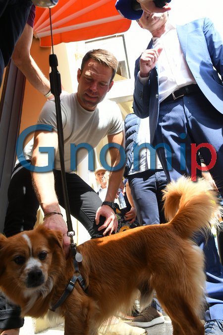  Ο Κασσελάκης με σκυλί / gnomip.gr