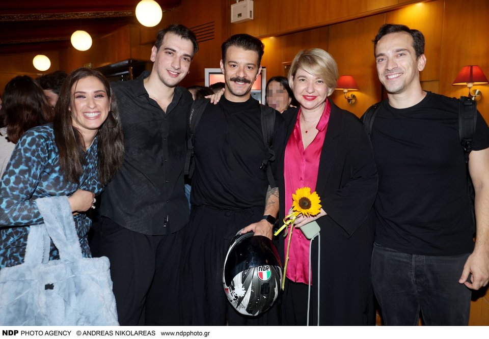 Αντιγόνη Ψυχράμη-Γιάννης Καπελέρης-Κωνσταντίνος Γαβαλάς-Νάντια Κοντογεώργη-Δημήτρης Σαμόλης