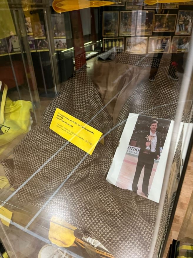 Το σακάκι του Γιάννη Ιωαννίδη στο μουσείο του Άρη / Φωτογραφία: ΑΠΕ-ΜΠΕ