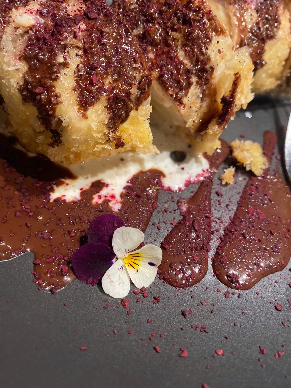 Το γλυκό chimichanga, ο επίλογος ενός απολαυστικού δείπνου στο Μexha. 