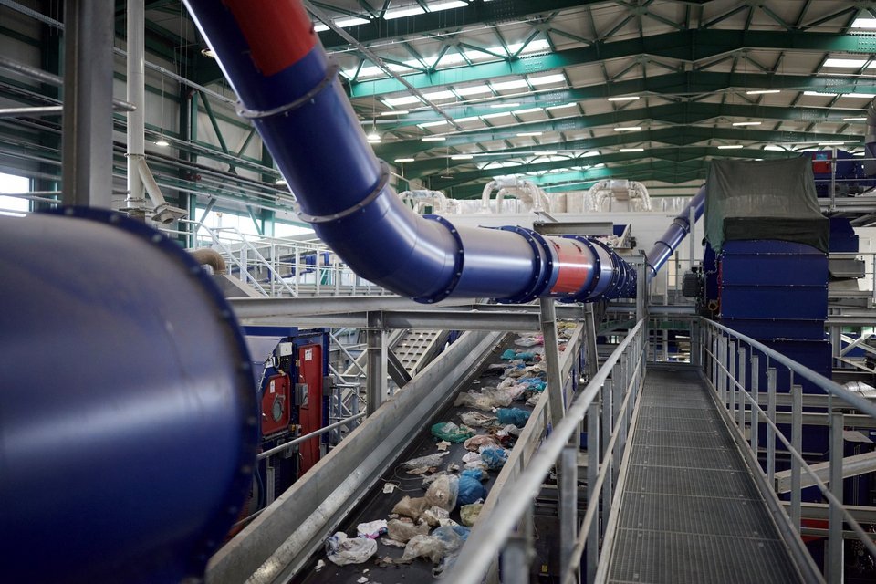 Ο πρωθυπουργός Κυριάκος Μητσοτάκης στα εγκαίνια της νέας κεντρικής μονάδας διαχείρισης απορριμμάτων της Περιφέρειας Πελοποννήσου, στην Παλαιόχουνη Αρκαδίας / Δημήτρης Παπαμήτσος 