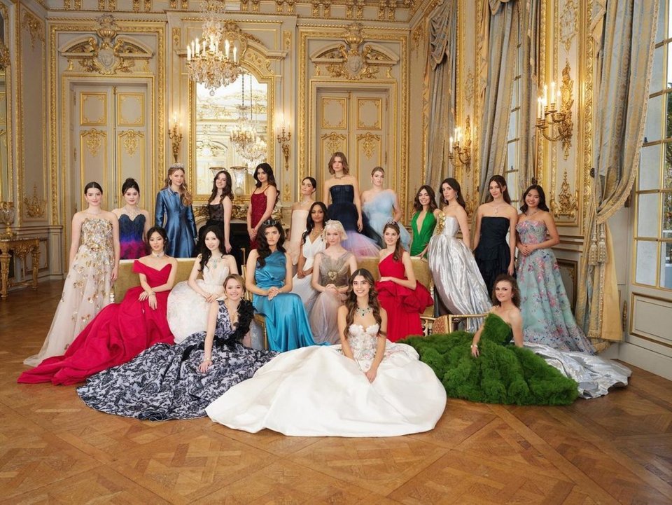 Οι 21 Débutantes