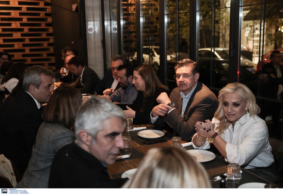  Γιώργος Τσίπρας, Ραλία Χρηστίδου και άλλα στελέχη του ΣΥΡΙΖΑ στο Παγκράτι / Φωτογραφία: Intime - ΛΙΑΚΟΣ ΓΙΑΝΝΗΣ  