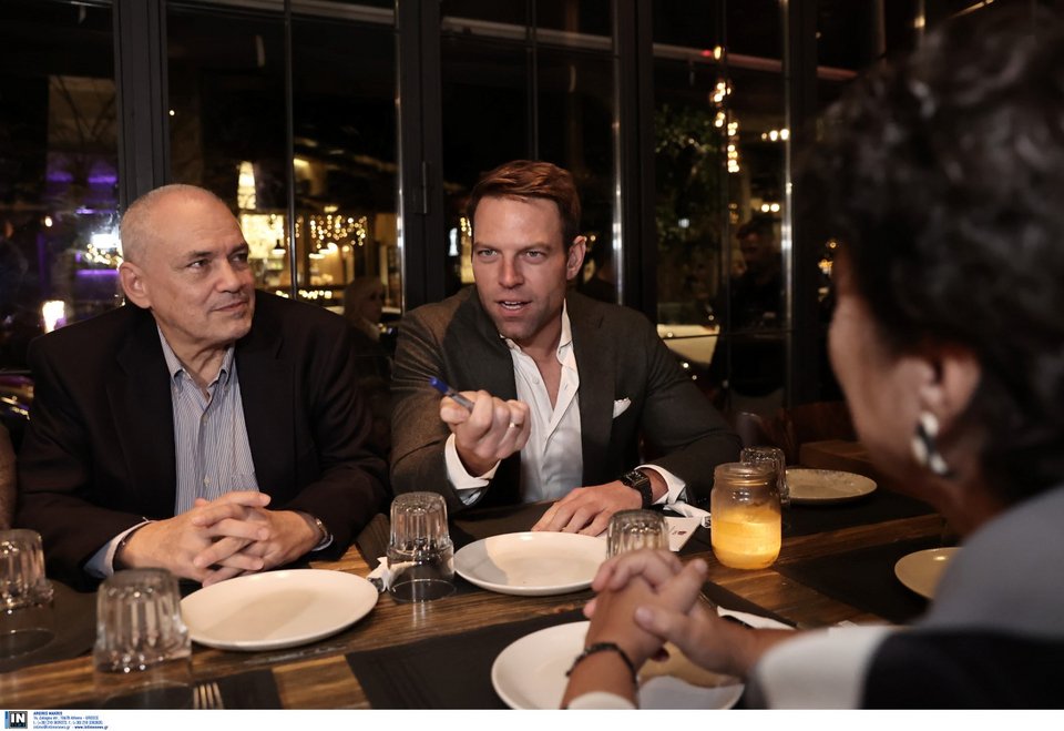 Βραδινή έξοδος της Κοινοβουλευτικής Ομάδας του ΣΥΡΙΖΑ με τον πρόεδρο Στέφανο Κασσελάκη / Φωτογραφία: Intime-ΛΙΑΚΟΣ ΓΙΑΝΝΗΣ  