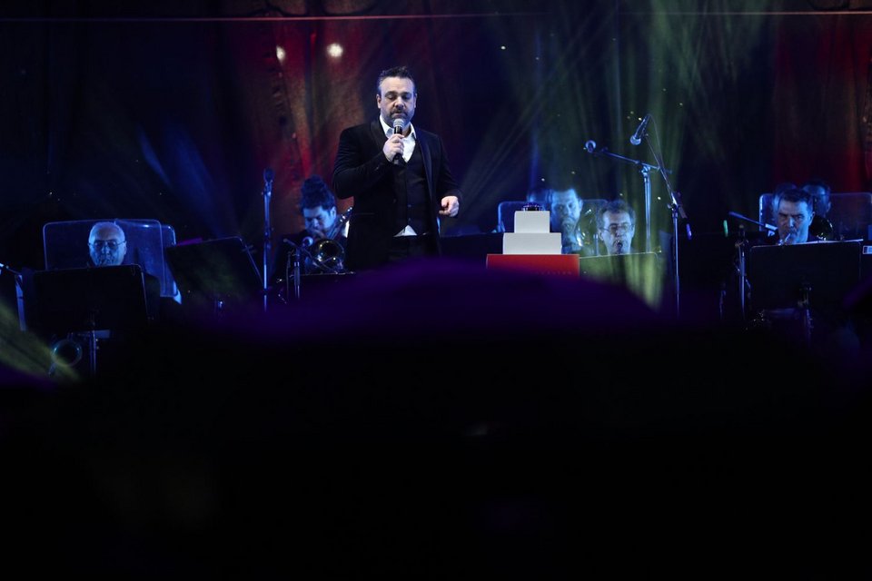 Φωταγώγηση του χριστουγεννιάτικου δέντρου στο Σύνταγμα / Φωτογραφία: Eurokinissi