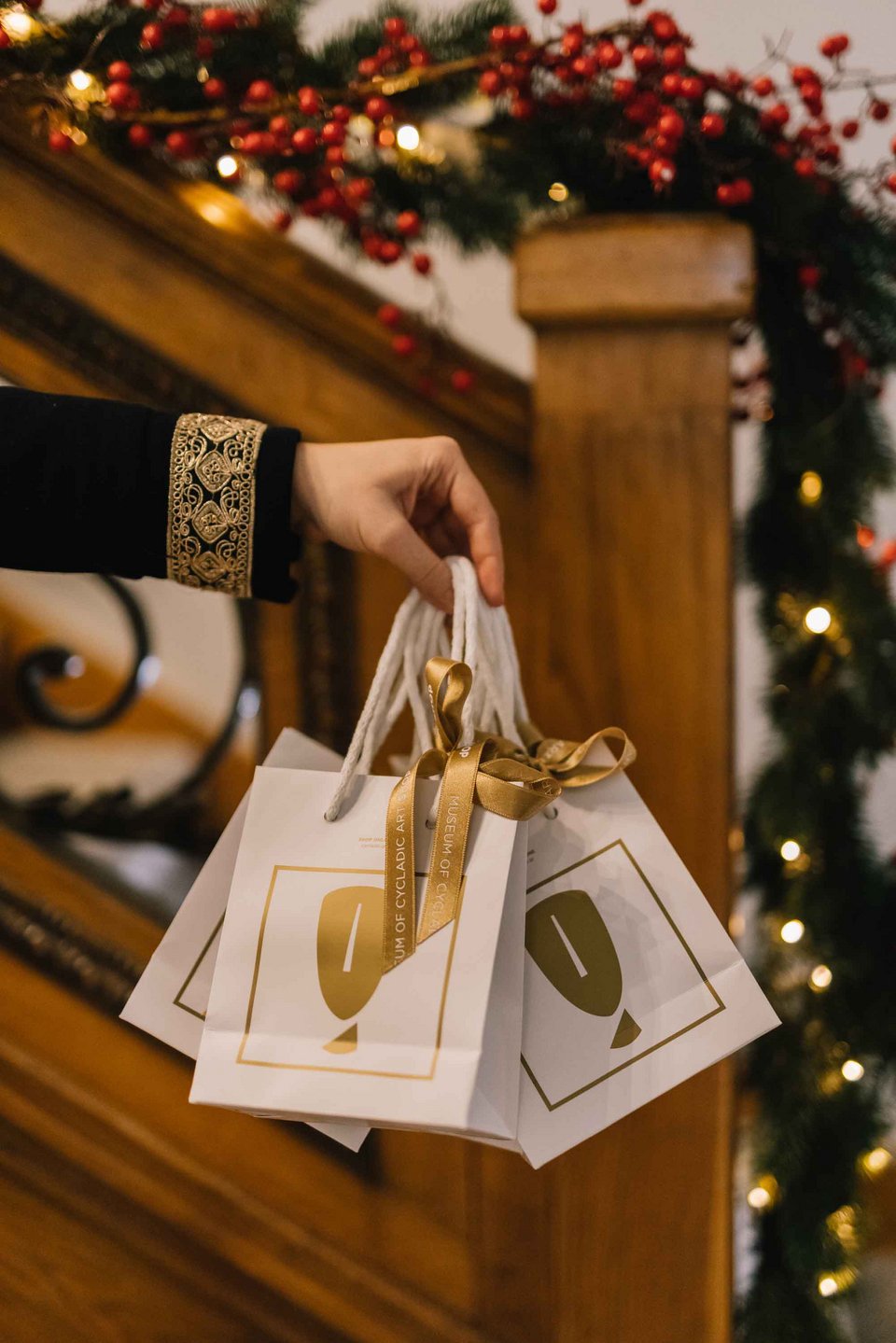 Χριστουγεννιάτικα δώρα με έμπνευση τα εκθέματα του μουσείου