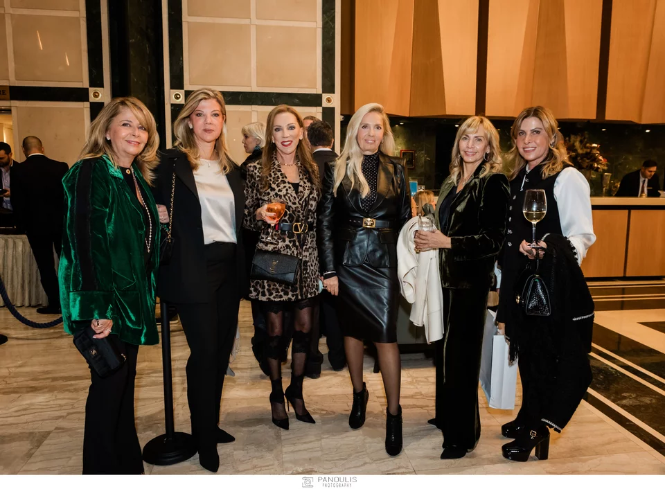 ΑΦΡΟΔΙΤΗ ΒΙΛΔΙΡΙΔΗ, ΑΝΑΣΤΑΣΙΑ ΒΟΓΙΑΤΖΟΓΛΟΥ, ΦΑΙΗ ΓΟΥΡΛΗ, ΕΛΕΝΑ ΛΥΜΠΕΡΗ, ΝΑΝΤΙΑ ΝΙΚΟΛΑΙΔΗ, ΔΕΣΠΟΙΝΑ ΚΑΤΣΙΚΑ