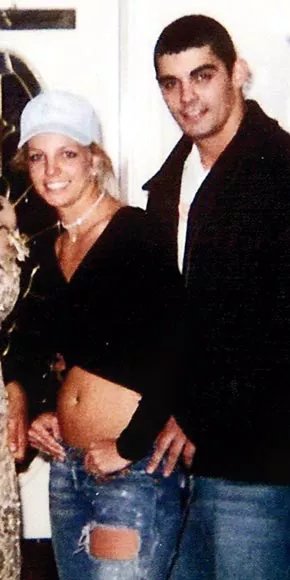 Μπρίτνεϊ Σπίαρς και Τζέισον Αλεξάντερ