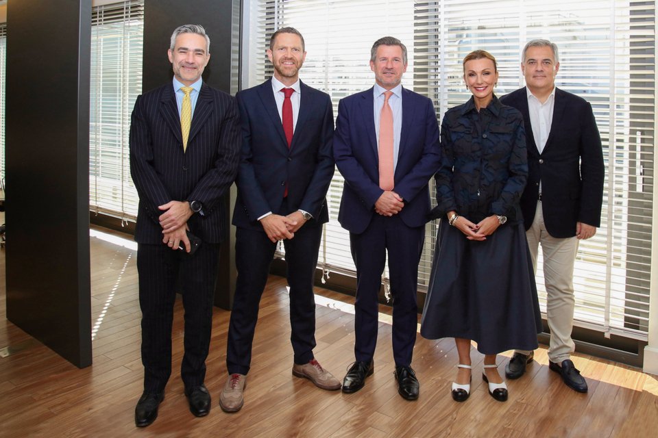 Όμιλος Neptune και FERST Logistics