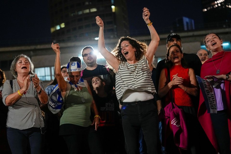 (AP Photo/Ariel Schalit)