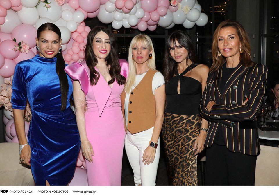 Έλλη Αγγελιδάκη, Ιωάννα Παλιοσπύρου, Σπυριδούλα Τριάντου, Σόφη Πασχάλη, Έλενα Βρεττού