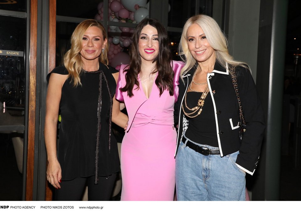 Κατερίνα Καραβάτου, Ιωάννα Παλιοσπύρου, Μαρία Μπακοδήμου