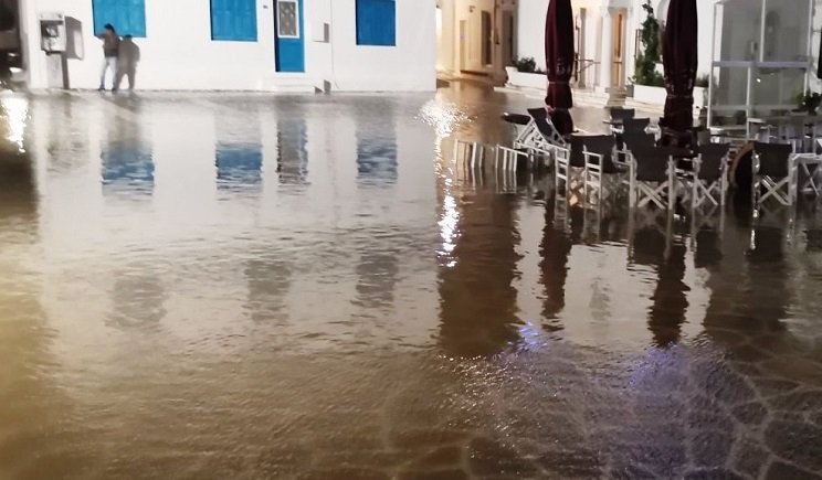Πλημμύρα στην Πάρο