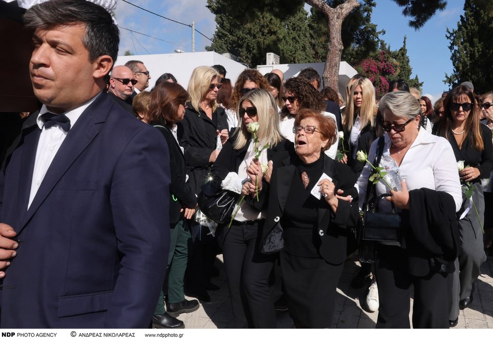 Συντετριμμένη η μητέρα της ηθοποιού