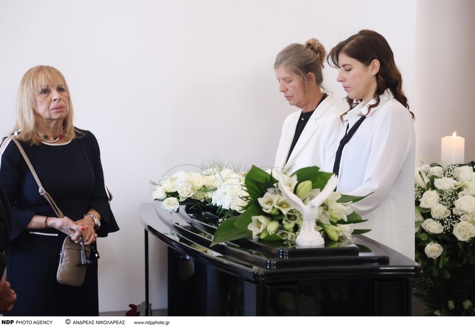 Άννα Φόνσου, Λίλιαν Φωκά, Κωνσταντίνα Φωκά