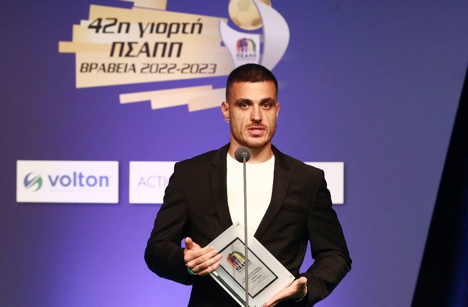 Ο Κοσμάς Τσιλιανίδης της Λαμίας με το ξεχωριστό μήνυμα για τη μάχη κατά του καρκίνου ως παίκτης του ΟΦΗ / Φωτογραφία: Intime-ΜΑΡΟΠΟΥΛΟΣ ΑΛΕΞΑΝΔΡΟΣ