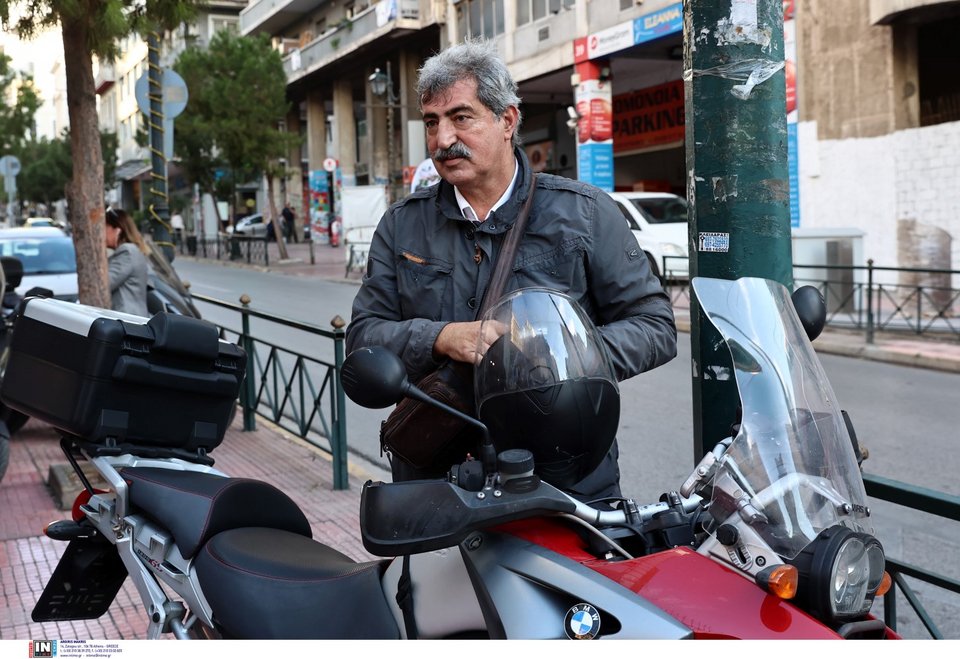 Ο Παύλος Πολάκης έφτασε πρώτος στην ΠΓ του ΣΥΡΙΖΑ -Φωτογραφία: Intimenews/ΛΙΑΚΟΣ ΓΙΑΝΝΗΣ