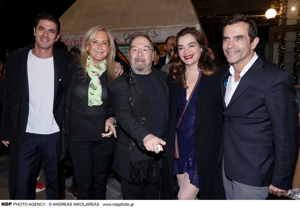 Δημήτρης Γκοτσόπουλος, Άννα Νταλάρα, Σταμάτης Φασουλής, Γωγώ Μπρέμπου, Κωνσταντίνος Μαρκουλάκης
