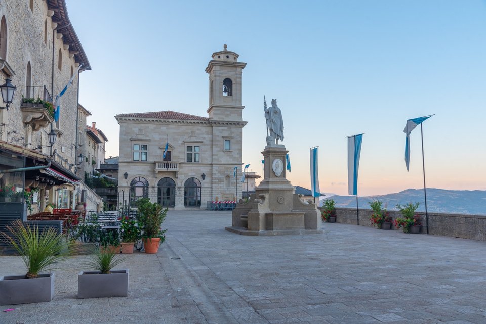 Ιστορικό κτήριο βρίσκεται στην piazza della liberta στη δημοκρατία του Αγίου Μαρίνου.