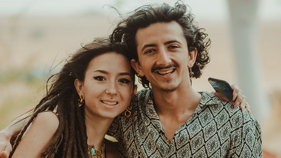 Η Σάνι Λουκ με τον αδερφό της Αμίτ