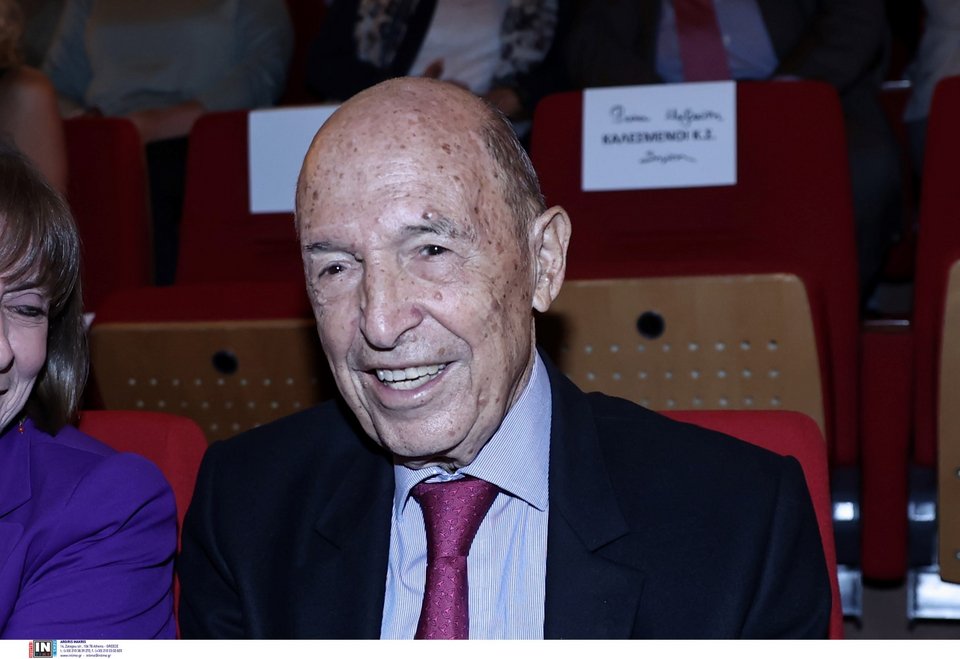 Ο Κώστας Σημίτης