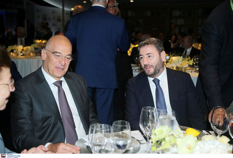 Ο Νίκος Ανδρουλάκης χαμογελαστός δίπλα στον Νίκο Δένδια και τη Λίνα Μενδώνη / Φωτογραφία: Intimenews/ΚΑΜΣΗΣ ΔΗΜΟΣΘΕΝΗΣ 