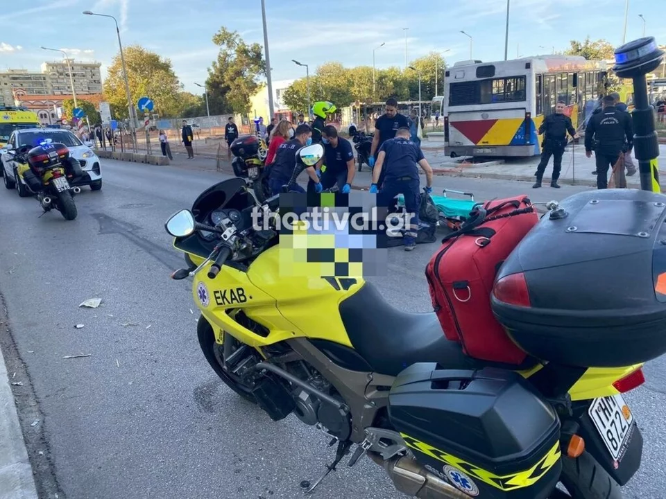 Τροχαίο δυστύχημα με λεωφορείο στη Θεσσαλονίκη