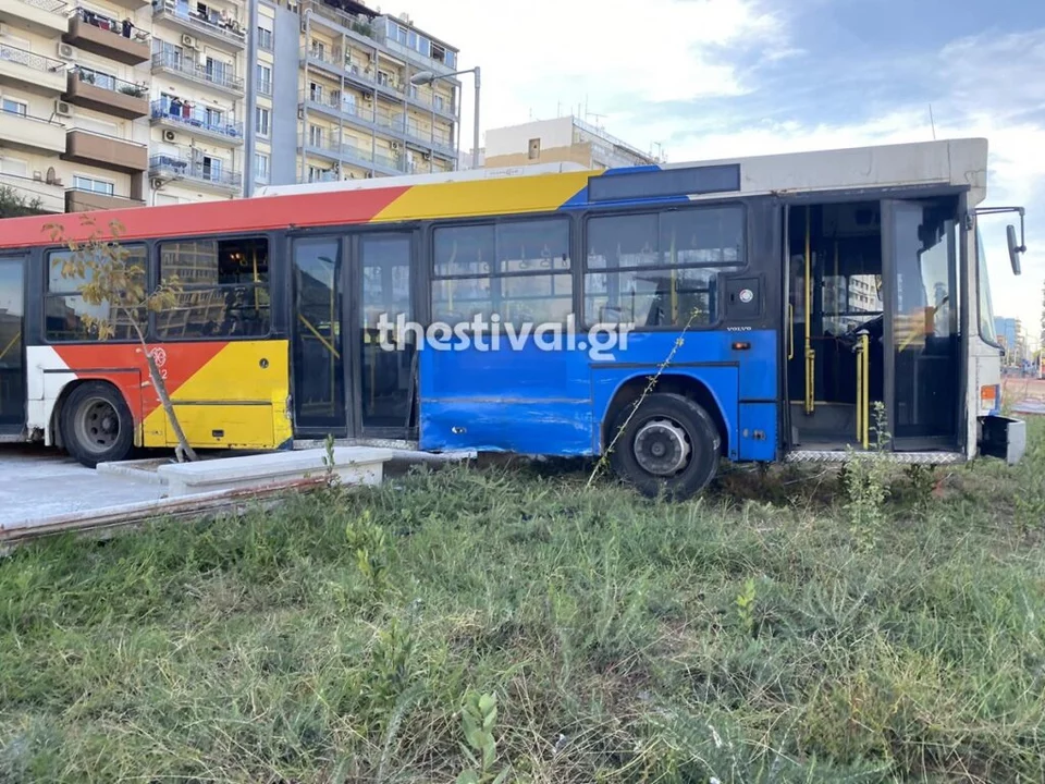 Τροχαίο δυστύχημα με λεωφορείο στη Θεσσαλονίκη