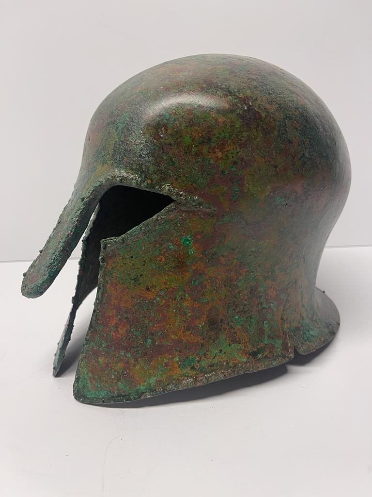 Κορινθιακό κράνος 6ος - 5ος αι. π.Χ.