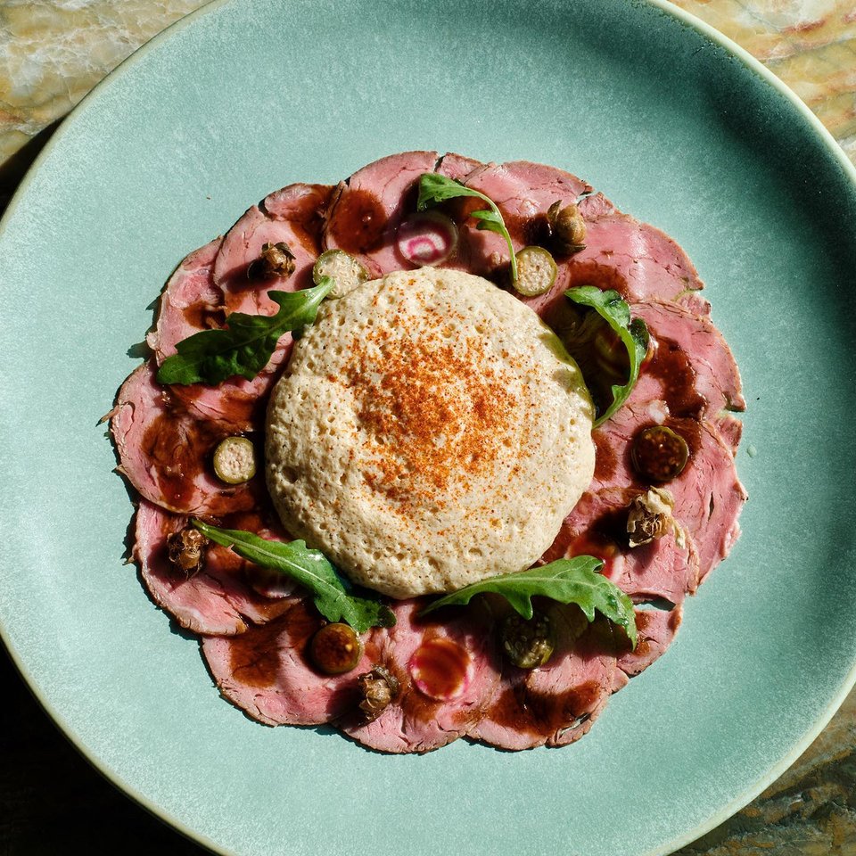 Το Vitello tonnato, ένα απολαυστικό ορεκτικό  / Φωτογραφία: 10urbanroof/Instagram