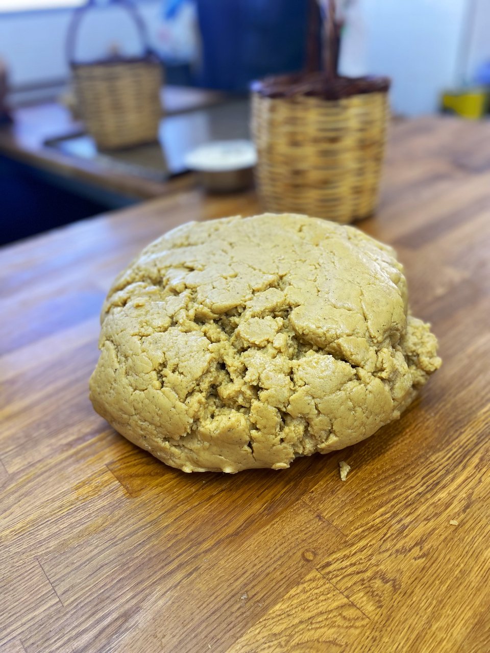 Το ζυμάρι των κουραμπιέδων είναι έτοιμο 24 ώρες μετά / Φωτογραφία: Μάνος Λειβαδάρος/iefimerida