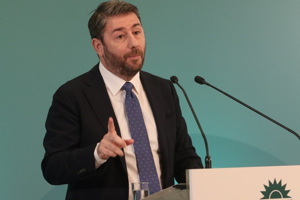 Ο πρόεδρος του ΠΑΣΟΚ μιλά στην ημερίδα για την Αυτοδιοίκηση -Φωτογραφία: ΜΠΟΝΗΣ ΧΡΗΣΤΟΣ/Eurokinissi