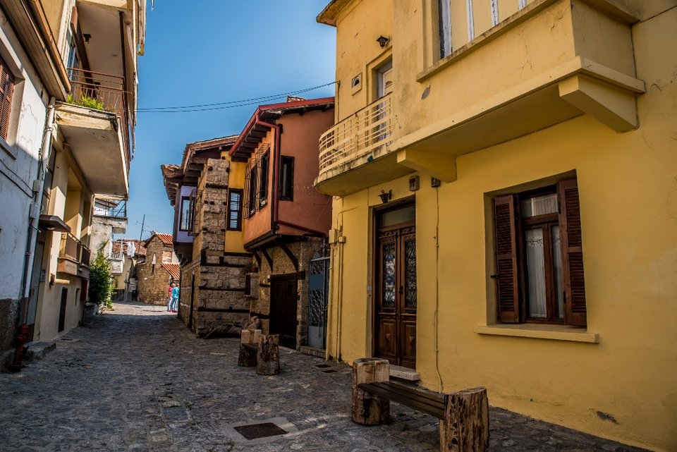 Στη γραφική συνοικία Βαρόσι