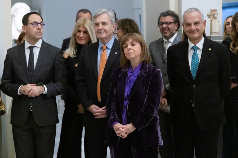 Η Κατερίνα Σακελλαροπούλου στο gala του Μουσείου Μπενάκη