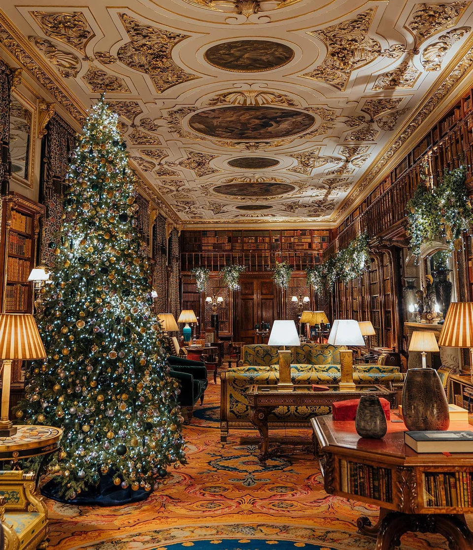 Η βιβλιοθήκη του Chatsworth House / Φωτογραφία: chatsworthofficial/Instagram