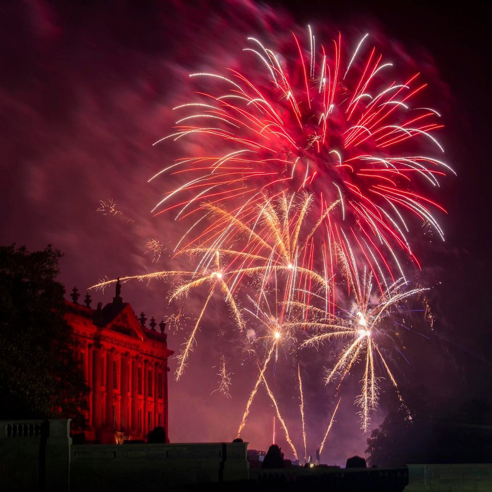 Τα πυροτεχνήματα της Πρωτοχρονιάς στο Chatsworth House / Φωτογραφία: chatsworthofficial/Instagram