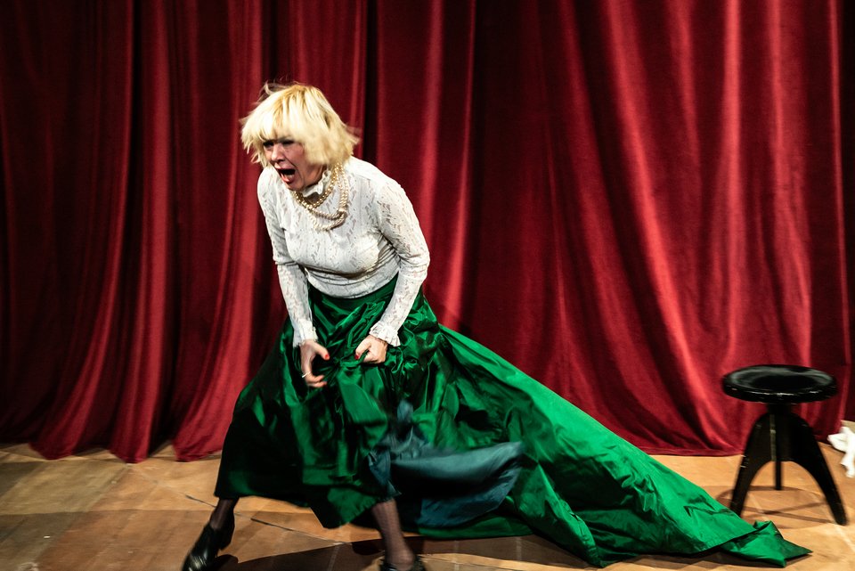 Η Θεοδώρα Τζήμου ως Αρκαντίνα